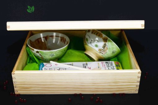 zestaw prezentowy dla dziecka, prezent dla dziecka, japoński prezent, prezent z Japonii, miseczki na prezent, Japoński zestaw z ceramiką